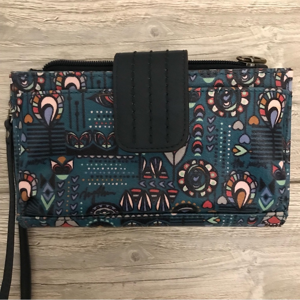 SAKROOTS Wristlet / Crossbody - Picture 4 of 10